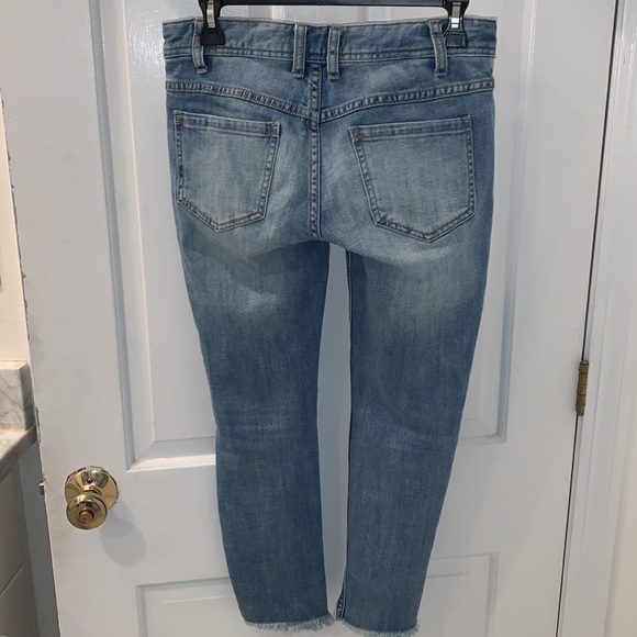 Free People Distressed Jeans Size 26 - Picture 3 of 4